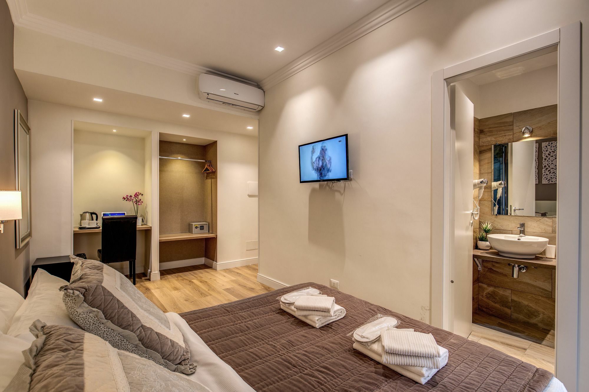 Chester Suites Roma Dış mekan fotoğraf